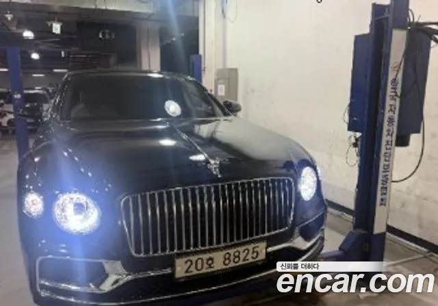 Bentley Flying Spur 2020 thumb 6