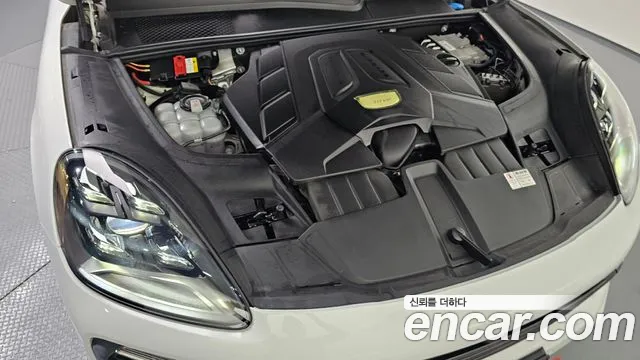 Porsche Cayenne 2021 thumb 6