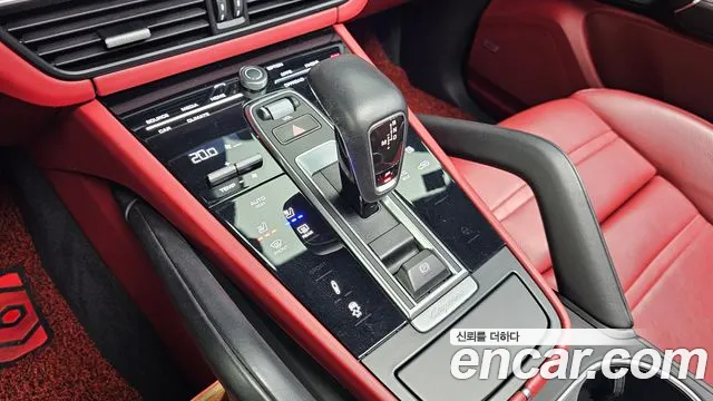 Porsche Cayenne 2021 thumb 9