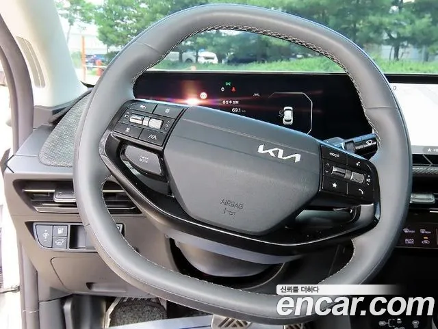 Kia EV6 2024 thumb 8