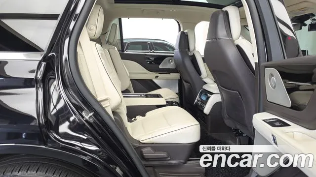 Lincoln Aviator 2020 thumb 12