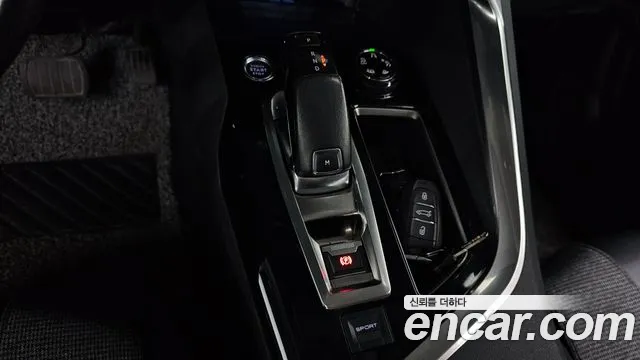 Peugeot 5008 2020 thumb 9