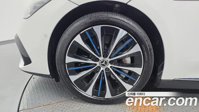 Mercedes-Benz EQE 2022 thumb 4
