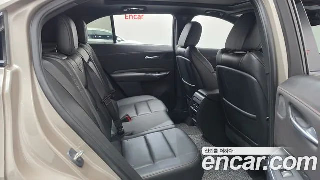 Cadillac XT4 2023 thumb 10