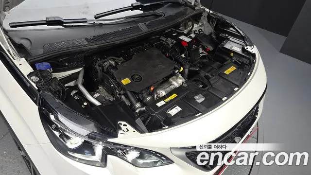 Peugeot 3008 2019 thumb 6