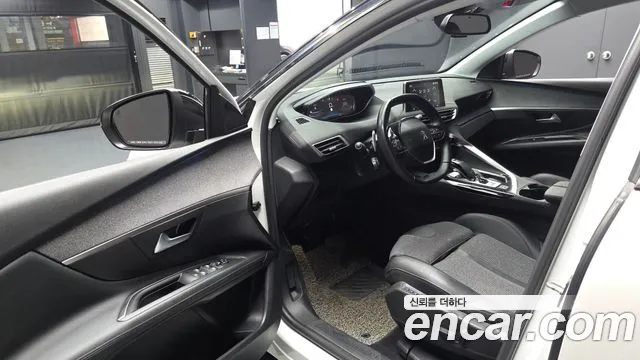 Peugeot 3008 2019 thumb 10