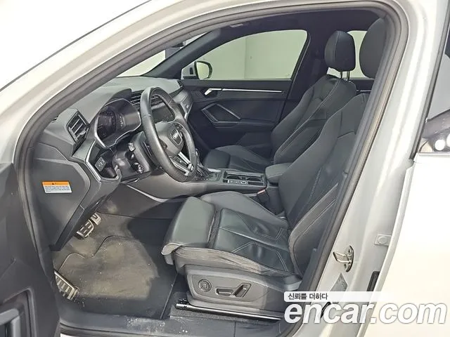 Audi Q3 2023 thumb 10