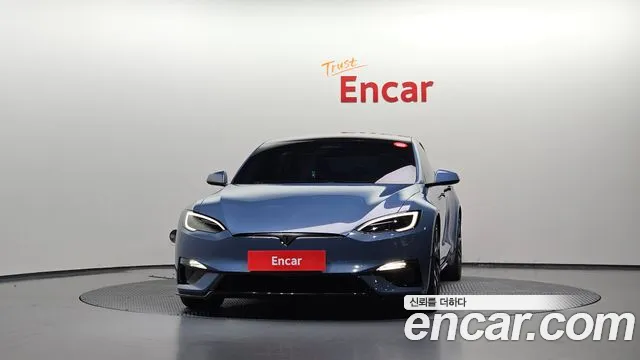 Tesla Model S 2026 thumb 3