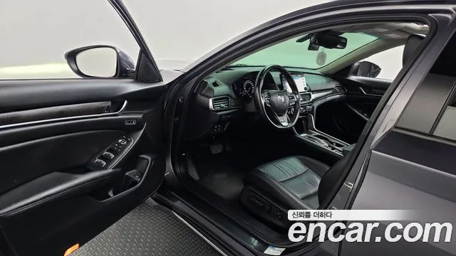 Honda Accord 2019 thumb 10
