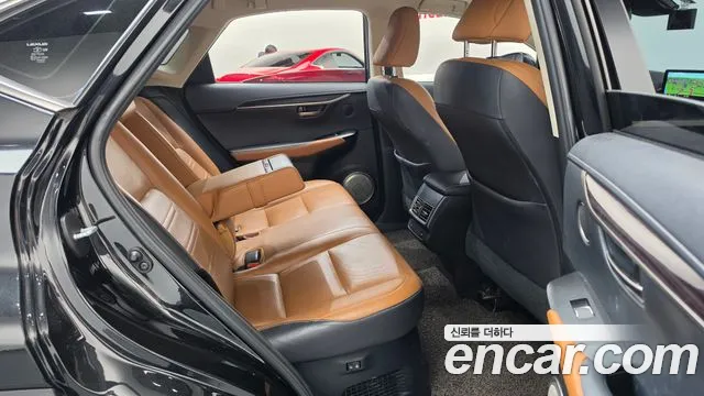 Lexus NX 2019 thumb 12