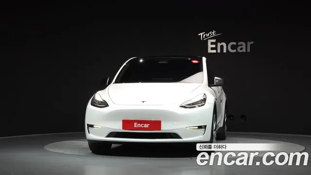 Tesla Model Y 2022 thumb 3