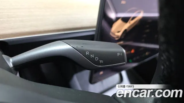 Tesla Model Y 2022 thumb 9