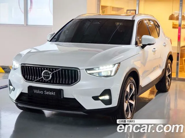 Volvo XC40 2025 thumb 11