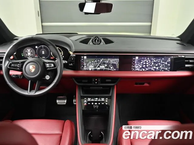 Porsche Macan 2025 thumb 7