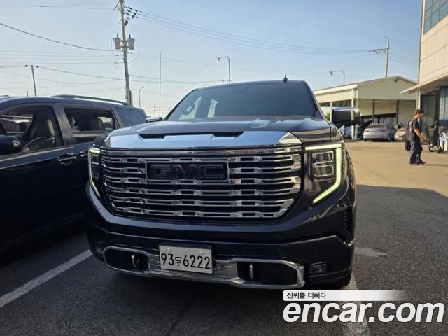 GMC Sierra 2023 thumb 2