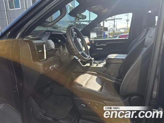 GMC Sierra 2023 thumb 3
