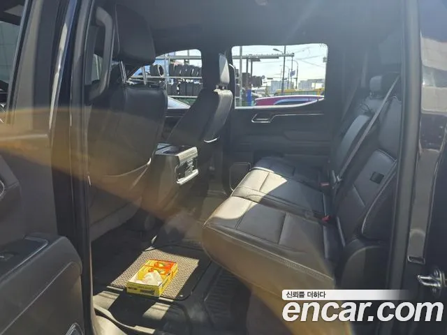 GMC Sierra 2023 thumb 4