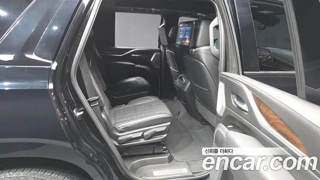 Cadillac Escalade 2023 thumb 12