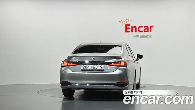 Lexus ES 2023 thumb 3