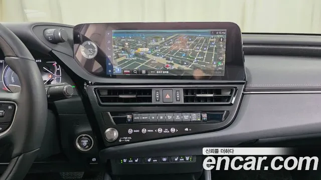 Lexus ES 2023 thumb 12