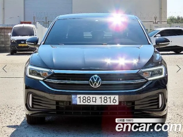 Volkswagen Jetta 2023 thumb 12