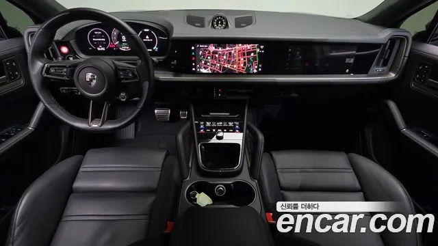 Porsche Cayenne 2025 thumb 6