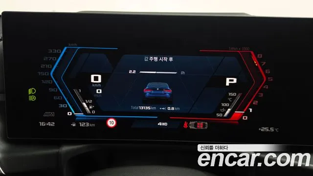 BMW M4 2025 thumb 8