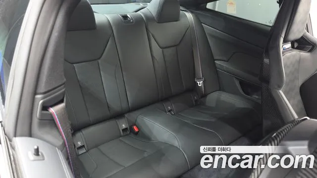 BMW M4 2025 thumb 12