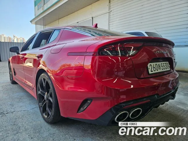 Kia Stinger 2019 thumb 2