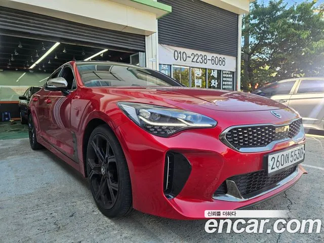 Kia Stinger 2019 thumb 9