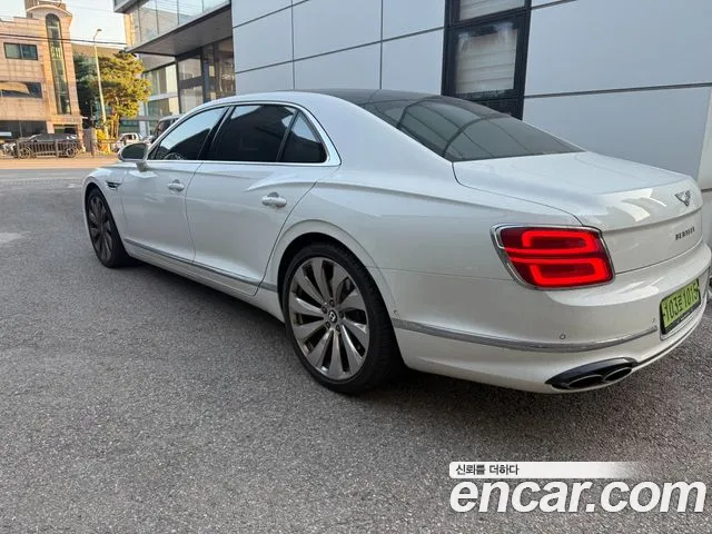 Bentley Flying Spur 2022 thumb 2