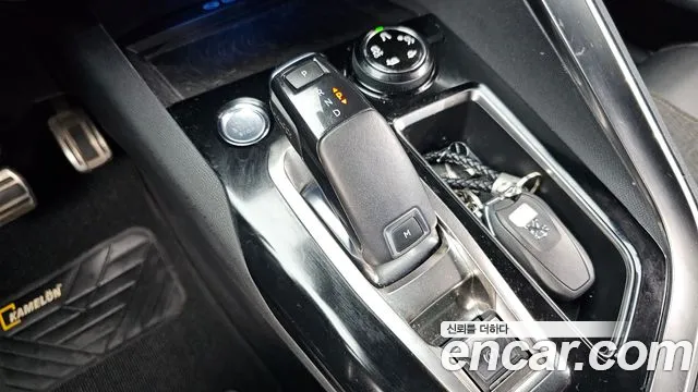Peugeot 3008 2019 thumb 9