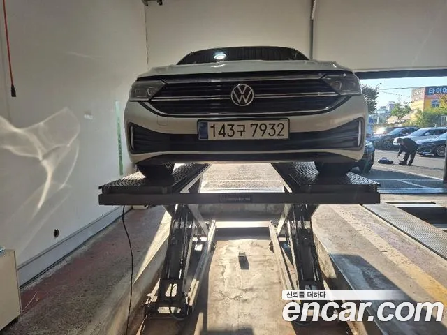 Volkswagen Jetta 2023 thumb 7