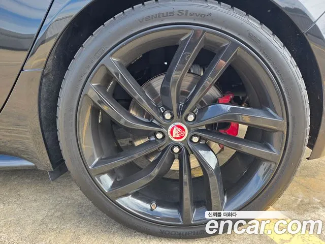 Jaguar XF 2019 thumb 5