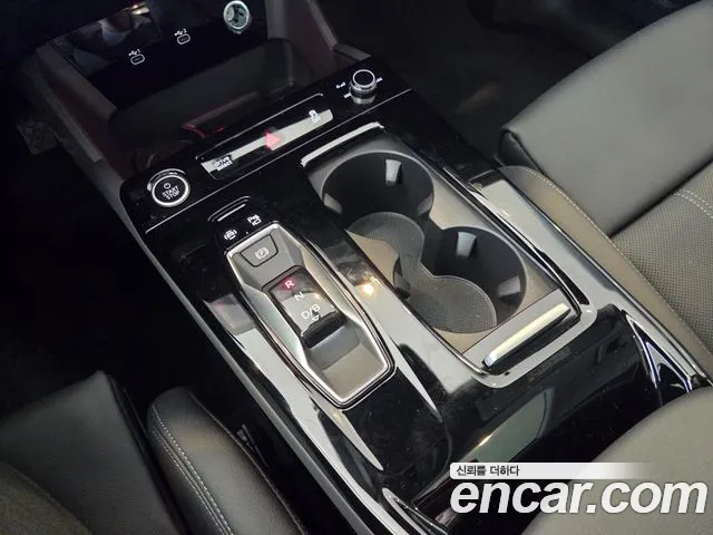 Audi Q6 e-tron 2026 thumb 6