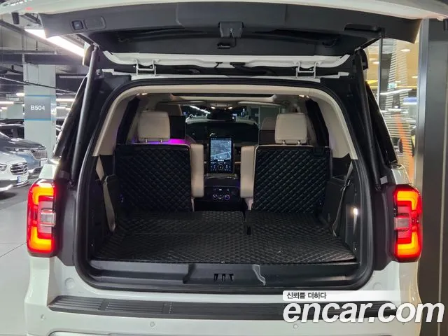 Ford Expedition 2022 thumb 6