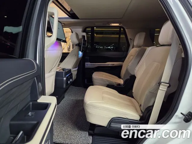 Ford Expedition 2022 thumb 9