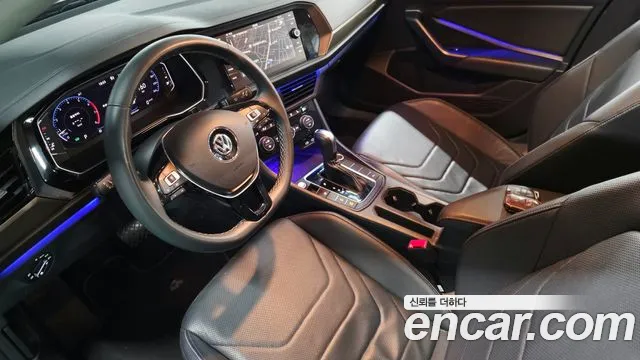 Volkswagen Jetta 2021 thumb 8