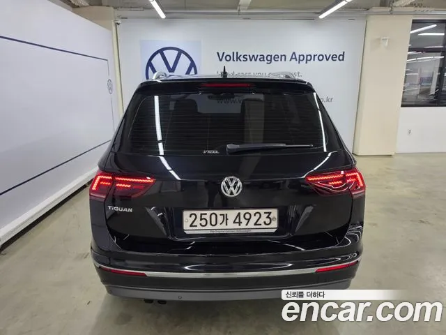 Volkswagen Tiguan 2020 thumb 4