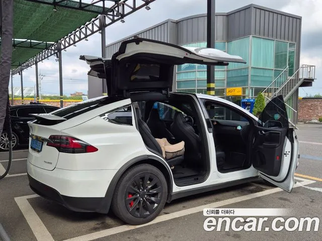 Tesla Model X 2019 thumb 5