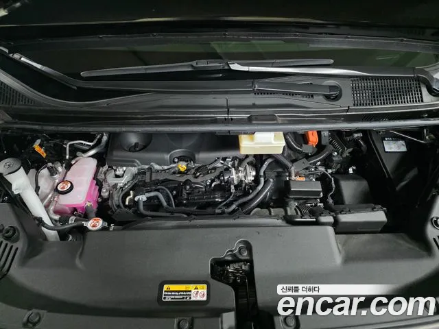Toyota Alphard 2025 thumb 10