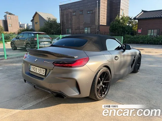 BMW Z4 2021 thumb 2