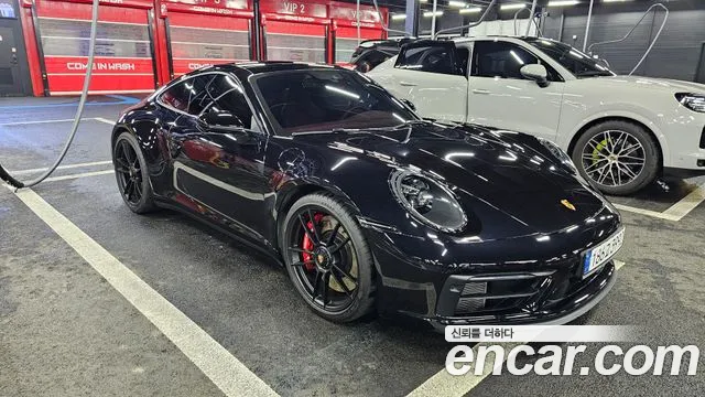 Porsche 911 2023 thumb 9