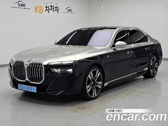 BMW i7 2024 thumb 12