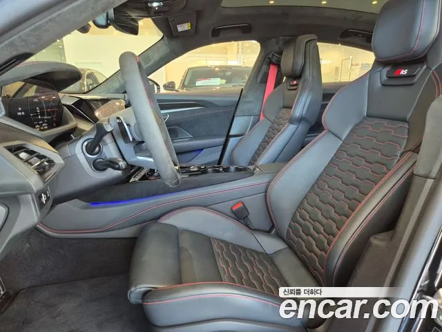 Audi RS e-tron GT 2025 thumb 7