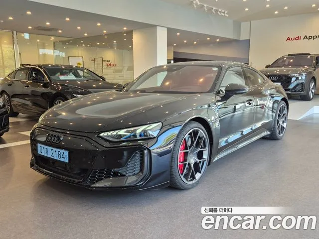 Audi RS e-tron GT 2025 thumb 12