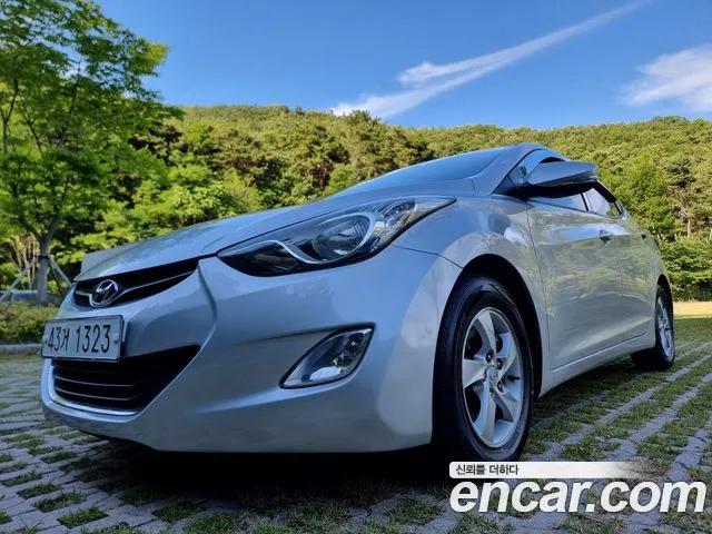 Hyundai Avante 2011 thumb 7