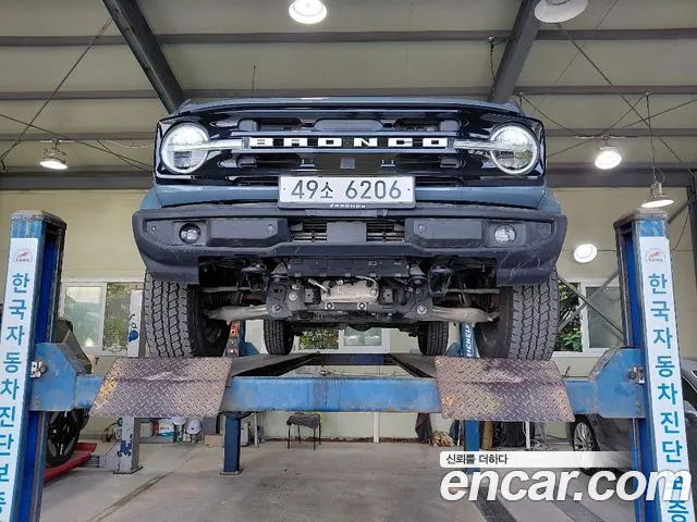 Ford Bronco 2023 thumb 2