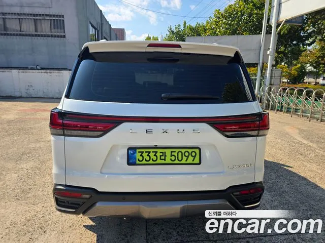 Lexus LX 2025 thumb 4
