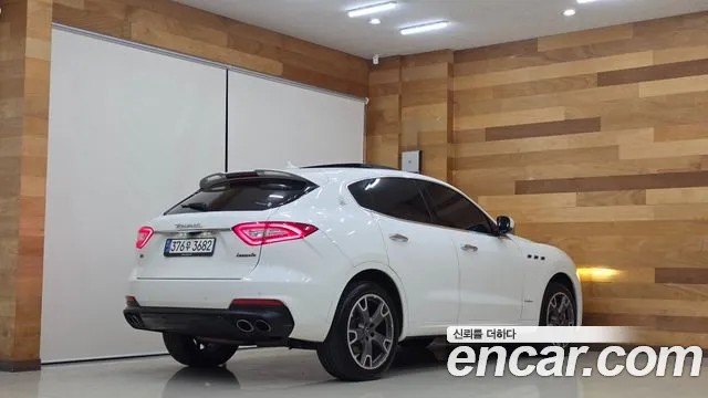 Maserati Levante 2020 thumb 2
